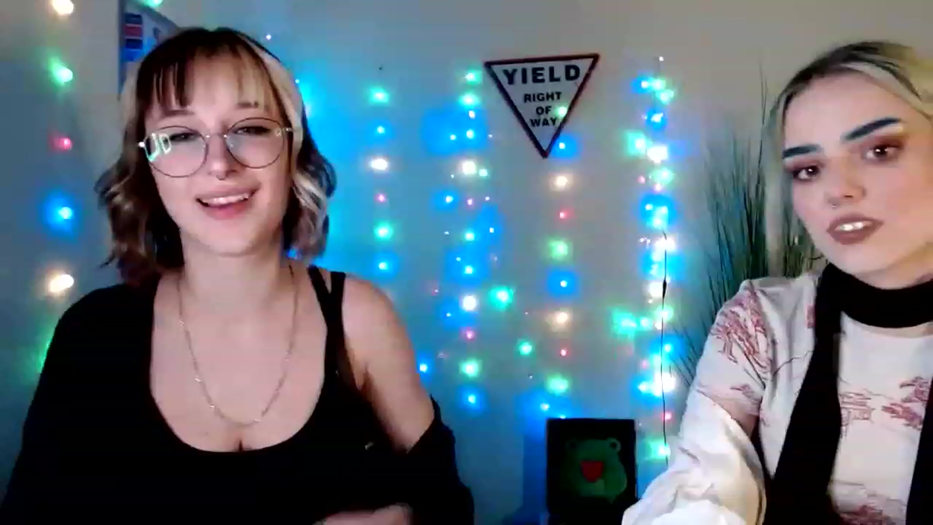 Gallery image thumbnail from Spicy_X's myfreecams stream on, 05/12/2023, 12:26 image 17 of 20