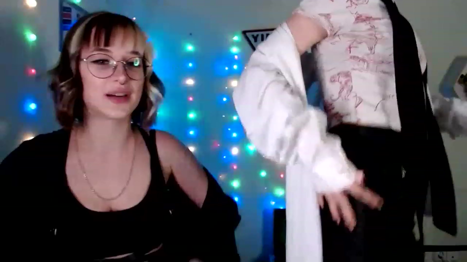 Gallery image thumbnail from Spicy_X's myfreecams stream on, 05/12/2023, 12:26 image 19 of 20