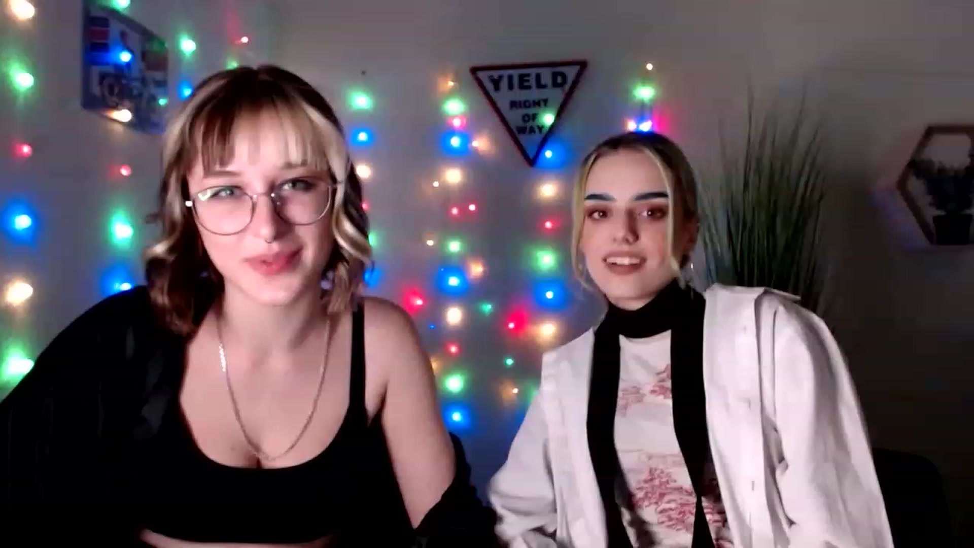 Gallery image thumbnail from Spicy_X's myfreecams stream on, 05/12/2023, 14:43 image 11 of 20