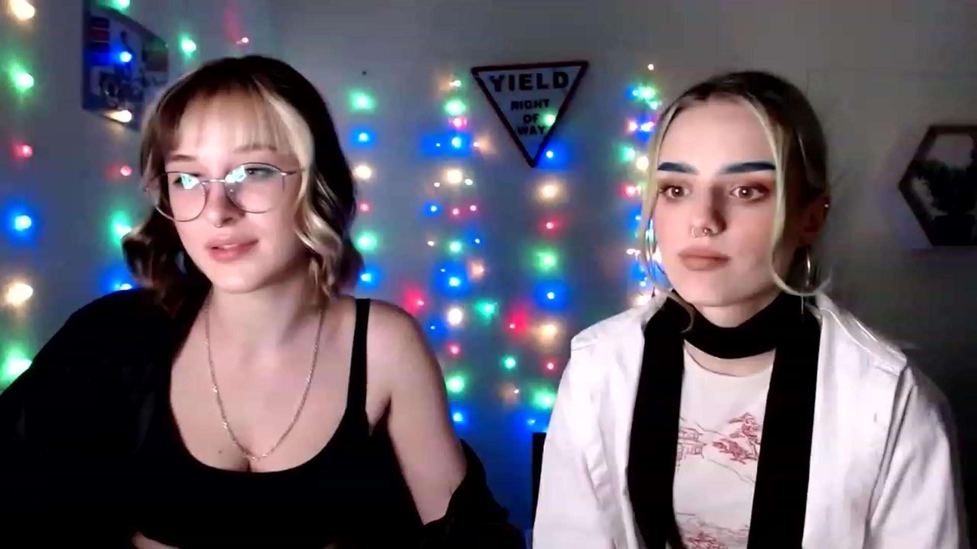 Gallery image thumbnail from Spicy_X's myfreecams stream on, 05/12/2023, 14:43 image 15 of 20