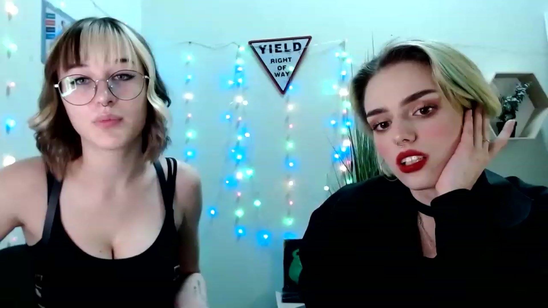 Gallery image thumbnail from Spicy_X's myfreecams stream on, 05/25/2023, 17:13 image 11 of 20