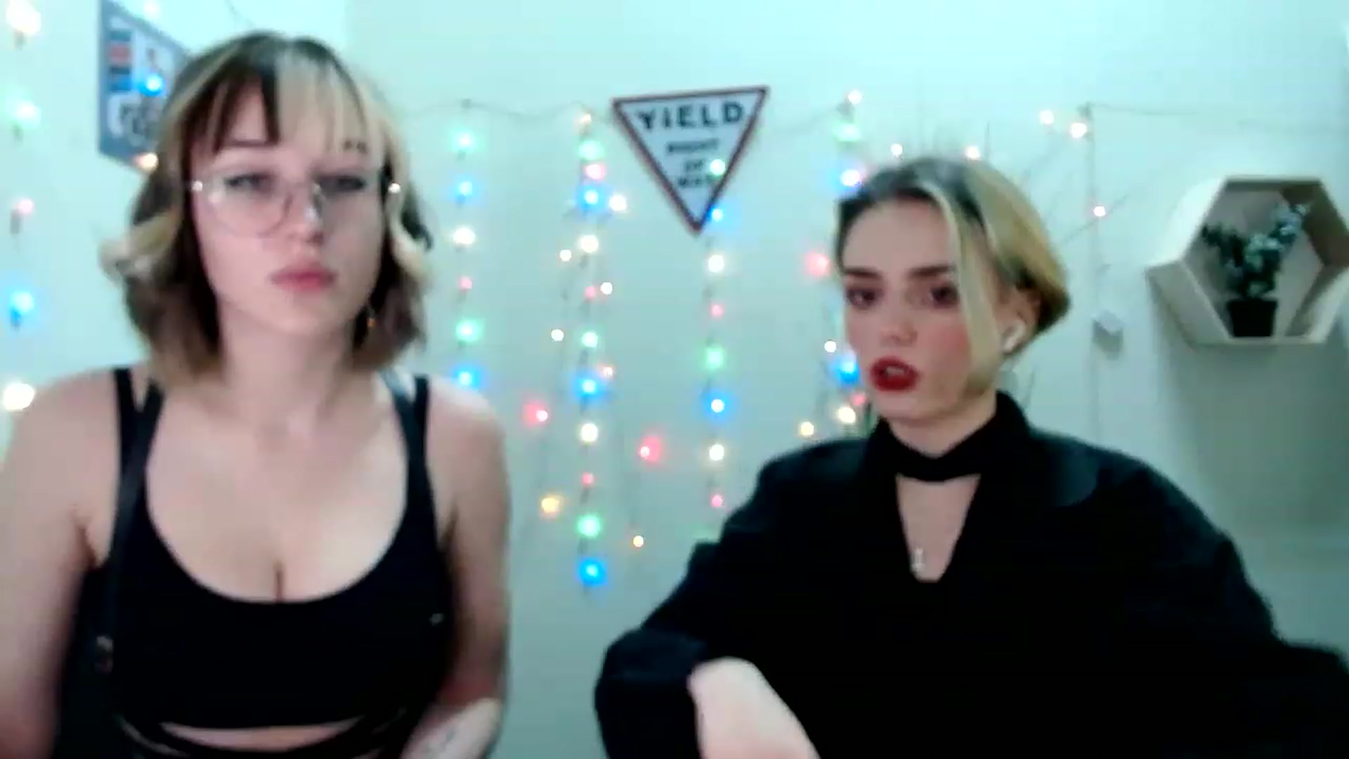 Gallery image thumbnail from Spicy_X's myfreecams stream on, 05/25/2023, 17:13 image 20 of 20