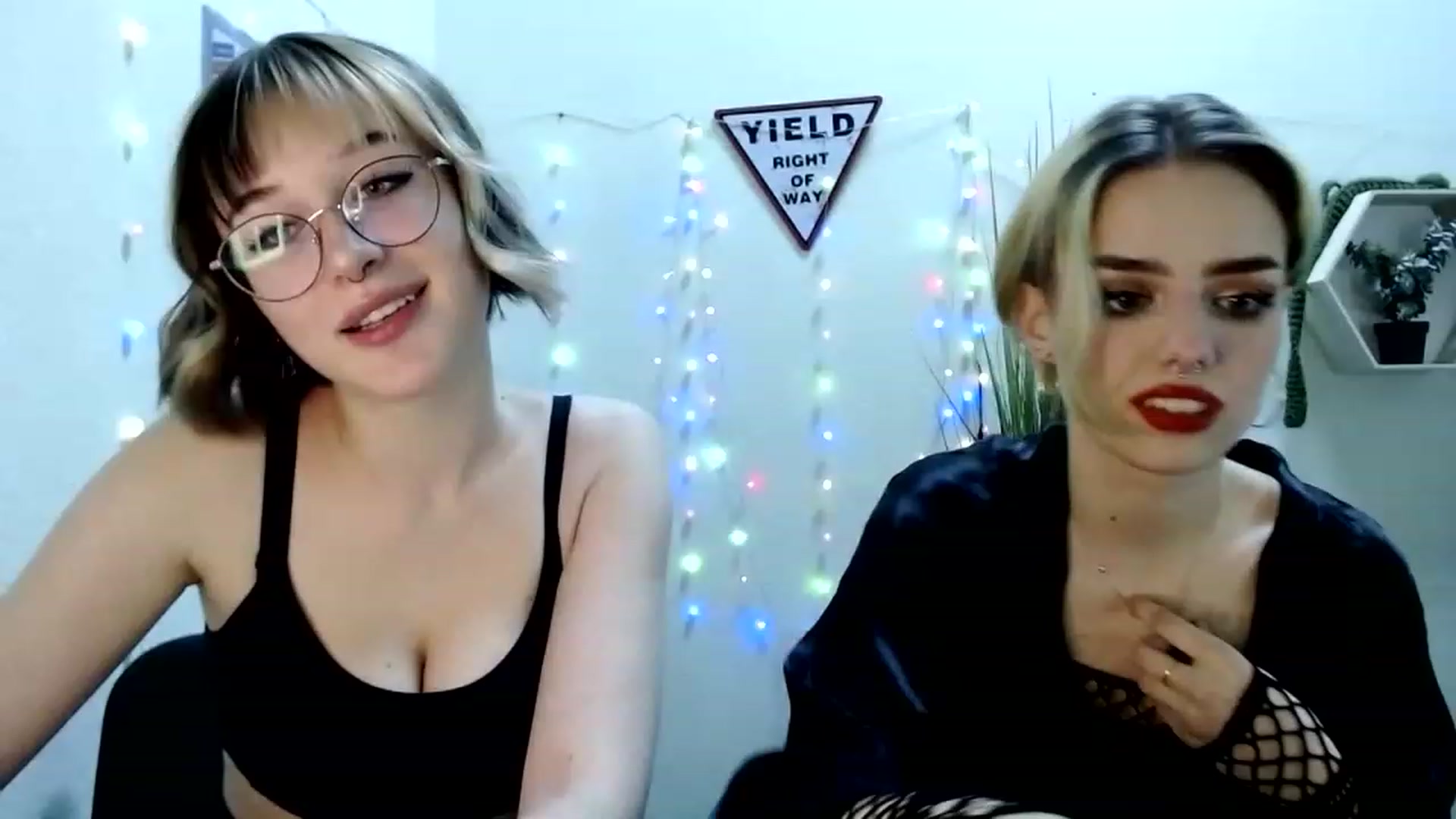 Gallery image thumbnail from Spicy_X's myfreecams stream on, 05/27/2023, 16:58 image 1 of 20