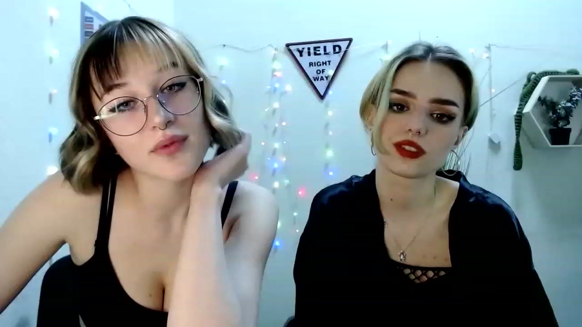 Gallery image thumbnail from Spicy_X's myfreecams stream on, 05/27/2023, 16:58 image 2 of 20