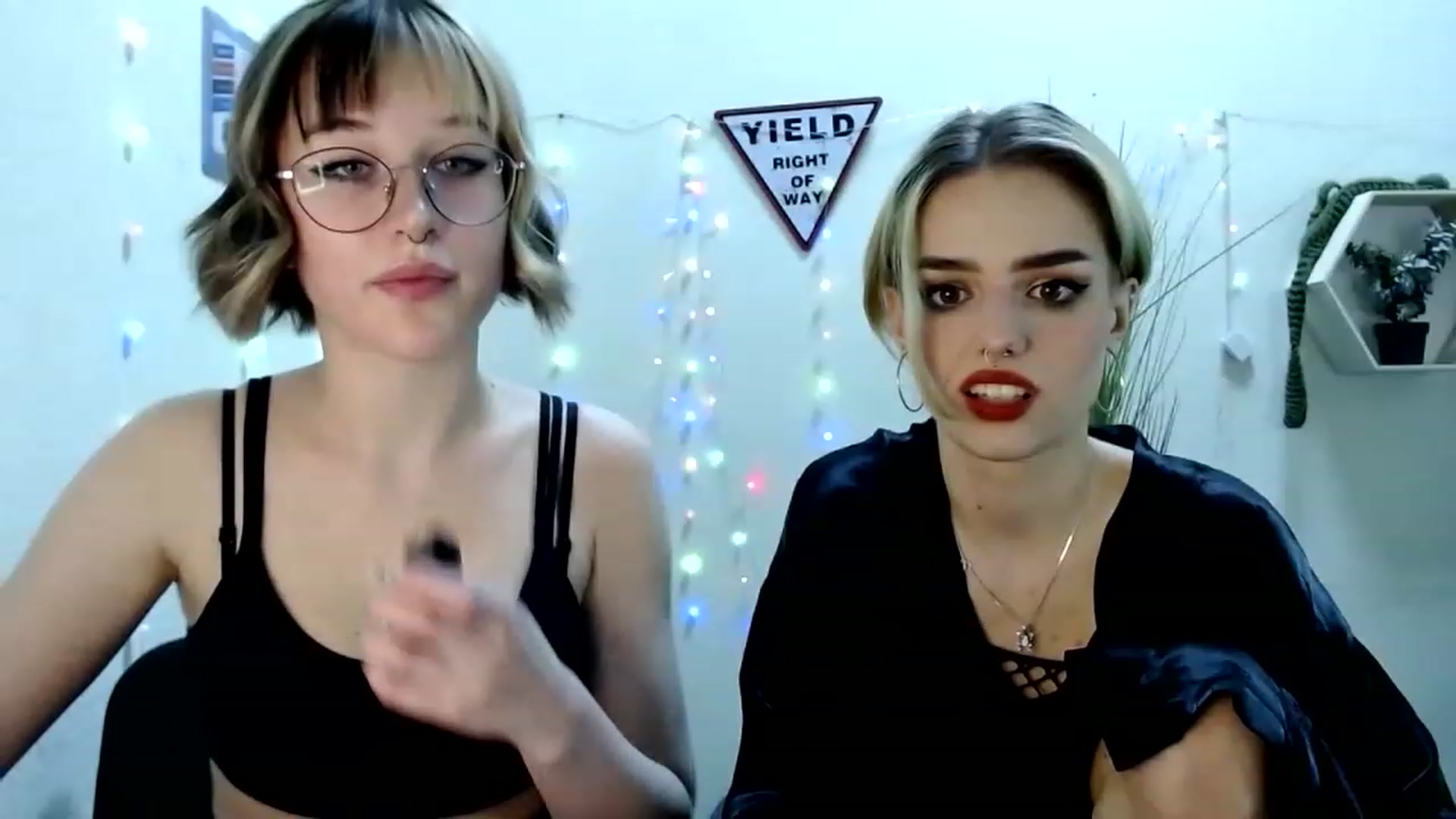 Gallery image thumbnail from Spicy_X's myfreecams stream on, 05/27/2023, 16:58 image 12 of 20