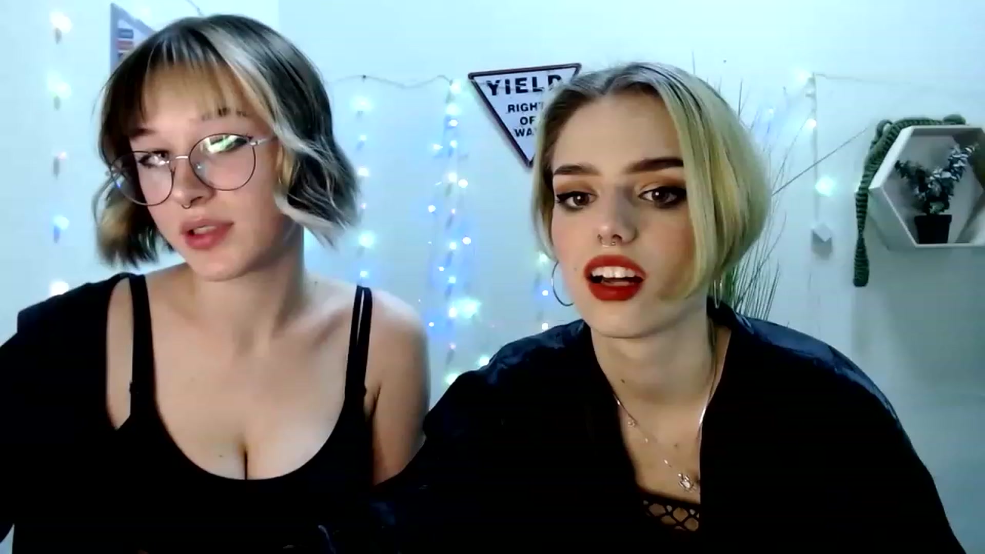 Gallery image thumbnail from Spicy_X's myfreecams stream on, 05/27/2023, 18:10 image 11 of 20