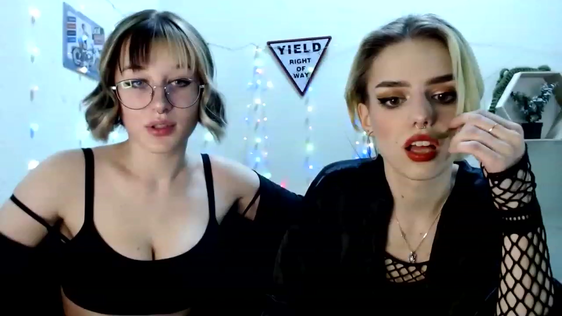 Gallery image thumbnail from Spicy_X's myfreecams stream on, 05/27/2023, 18:10 image 20 of 20