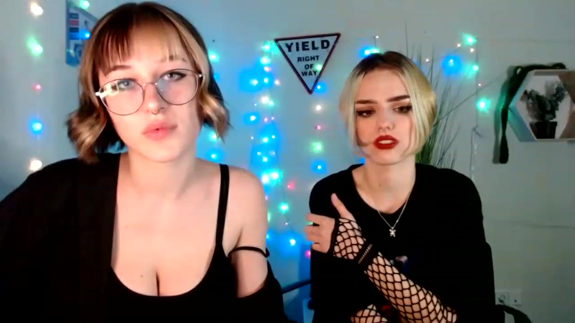 Gallery image thumbnail from Spicy_X's myfreecams stream on, 05/27/2023, 19:59 image 10 of 20