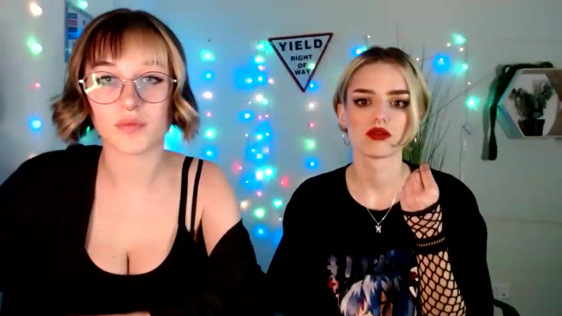 Gallery image thumbnail from Spicy_X's myfreecams stream on, 05/27/2023, 19:59 image 17 of 20