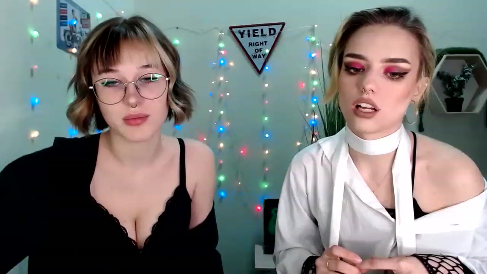 Gallery image thumbnail from Spicy_X's myfreecams stream on, 05/28/2023, 16:01 image 5 of 20