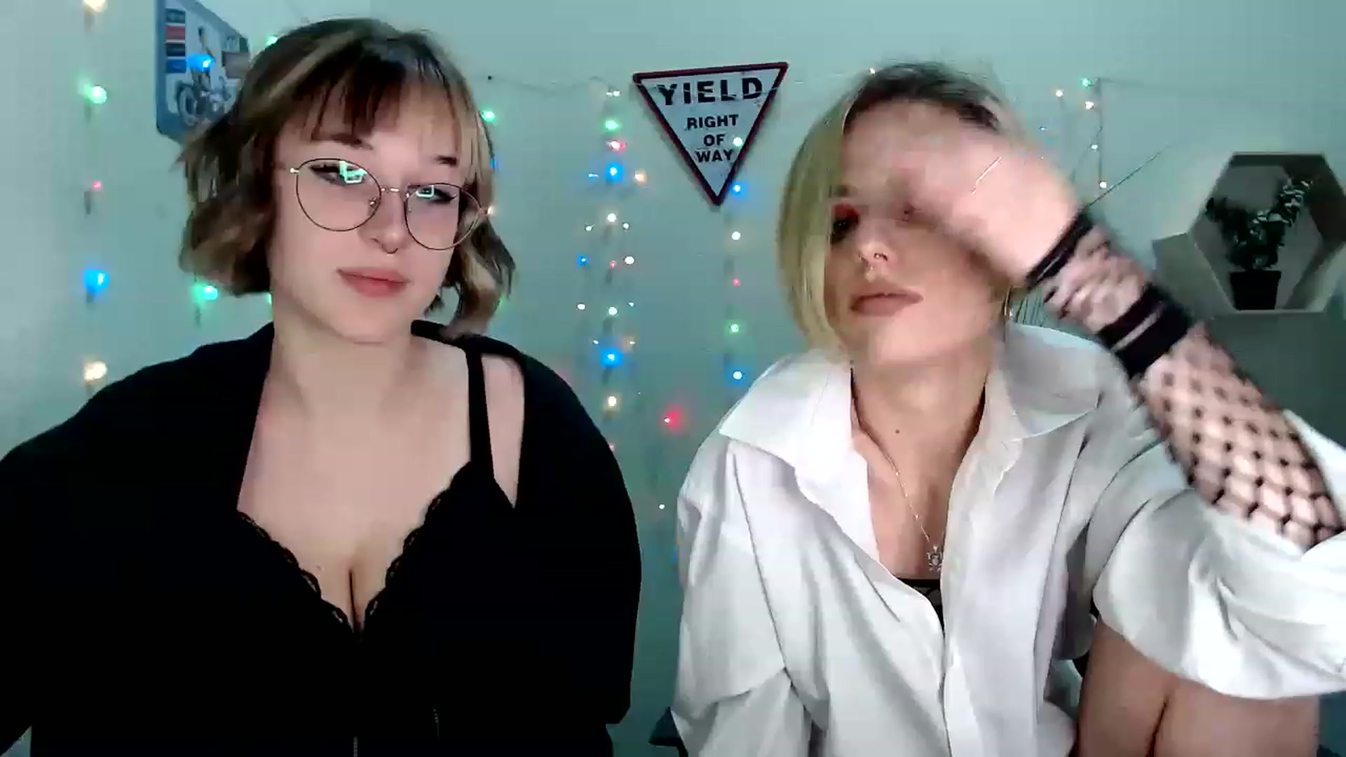 Gallery image thumbnail from Spicy_X's myfreecams stream on, 05/28/2023, 18:31 image 10 of 20