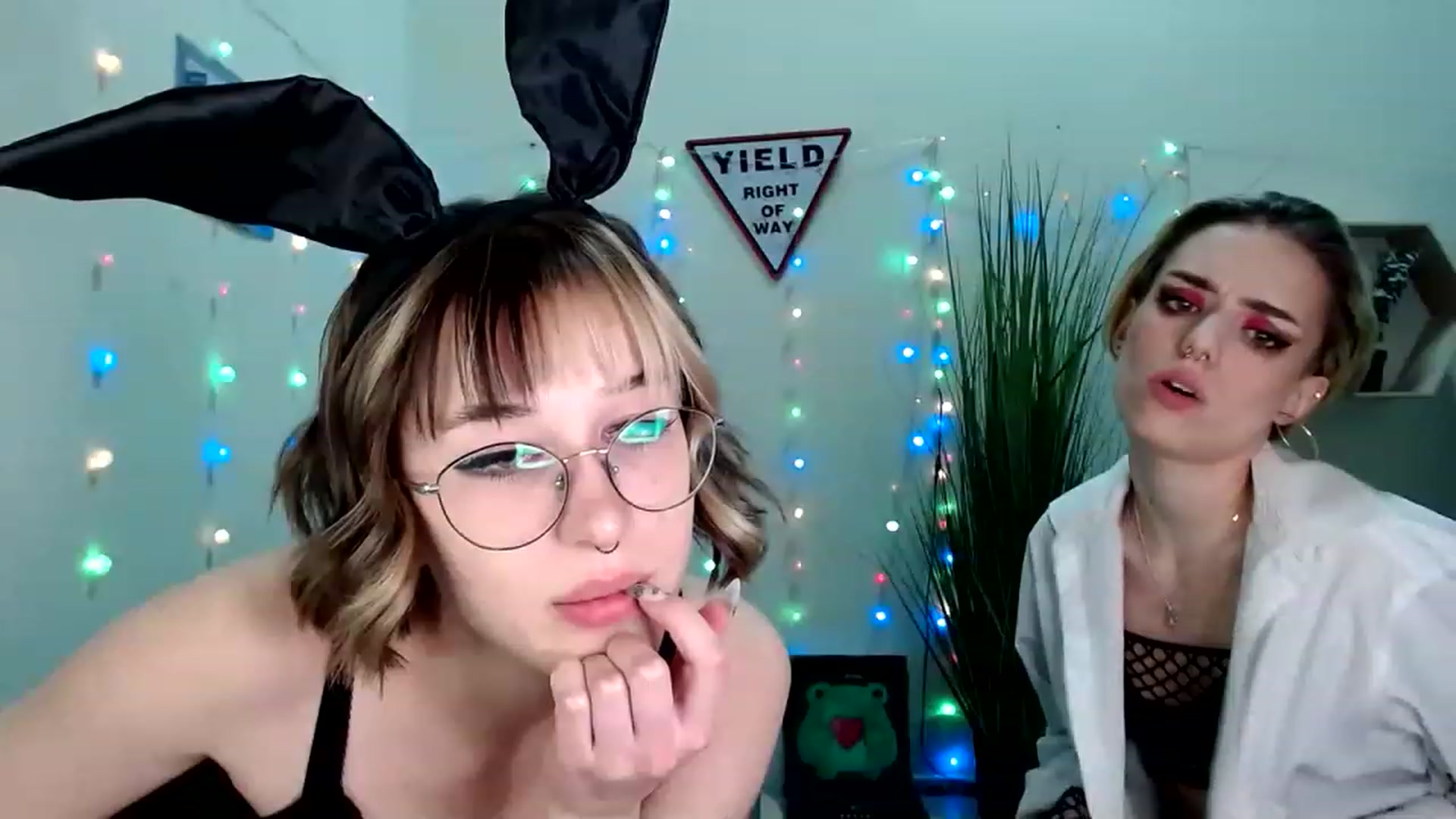 Gallery image thumbnail from Spicy_X's myfreecams stream on, 05/28/2023, 19:22 image 20 of 20
