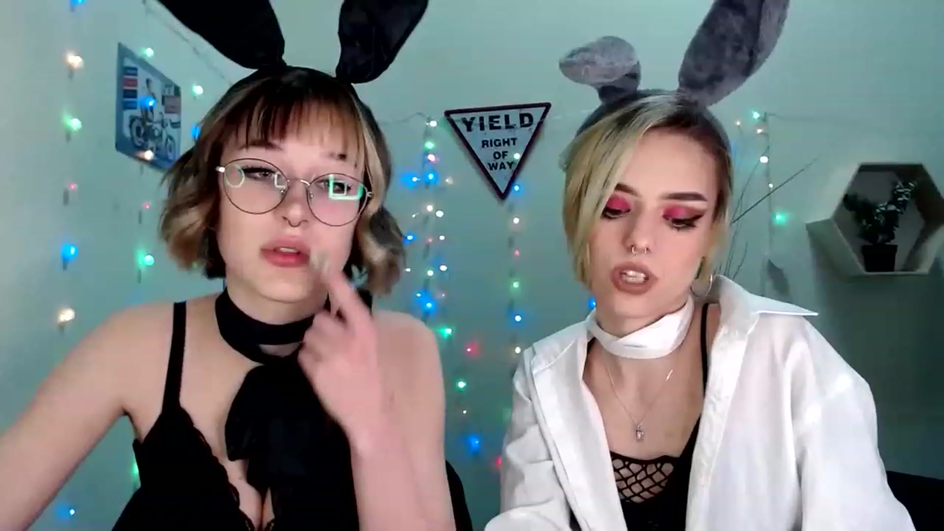 Gallery image thumbnail from Spicy_X's myfreecams stream on, 05/28/2023, 19:22 image 8 of 20