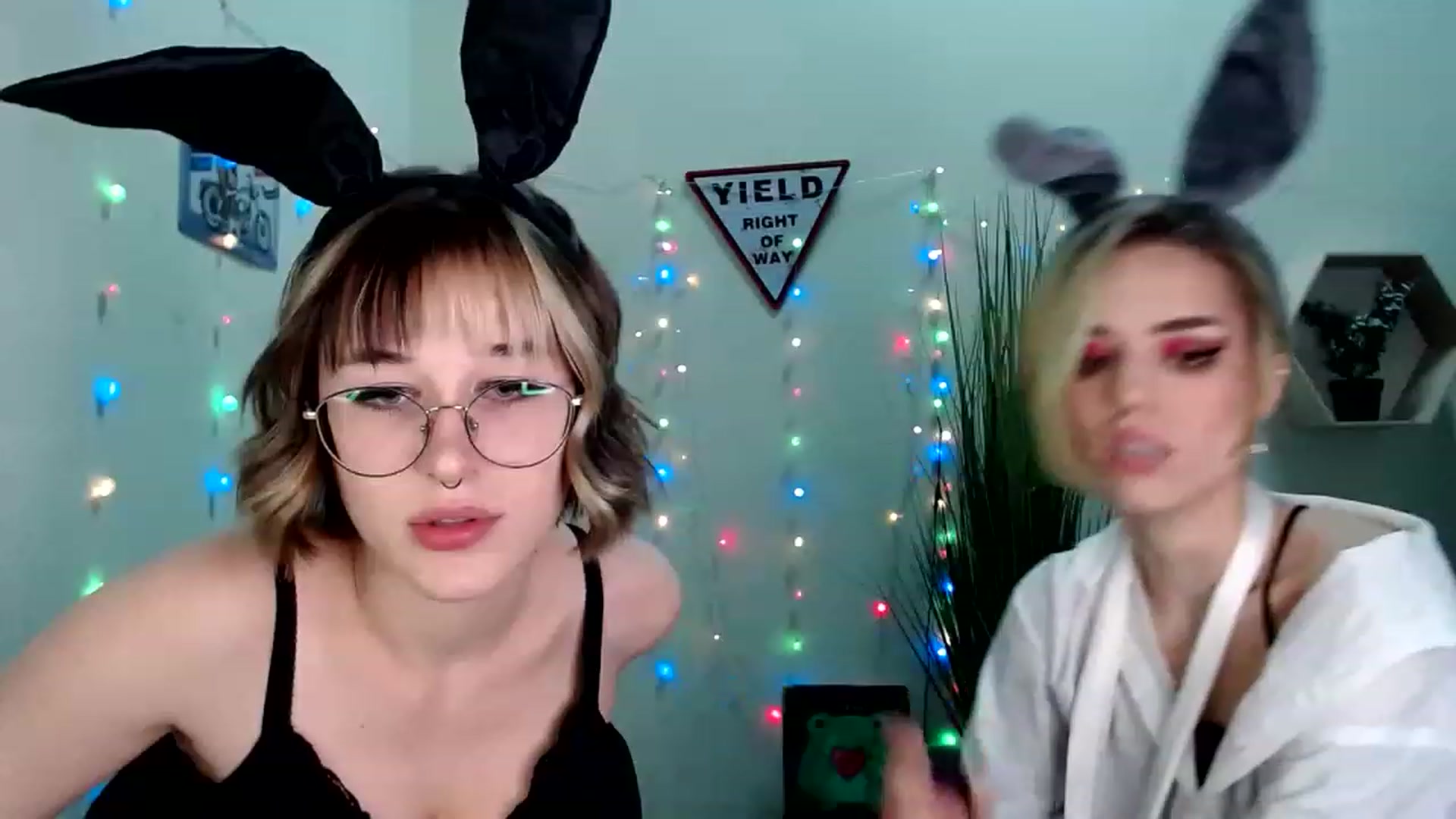 Gallery image thumbnail from Spicy_X's myfreecams stream on, 05/28/2023, 19:22 image 15 of 20