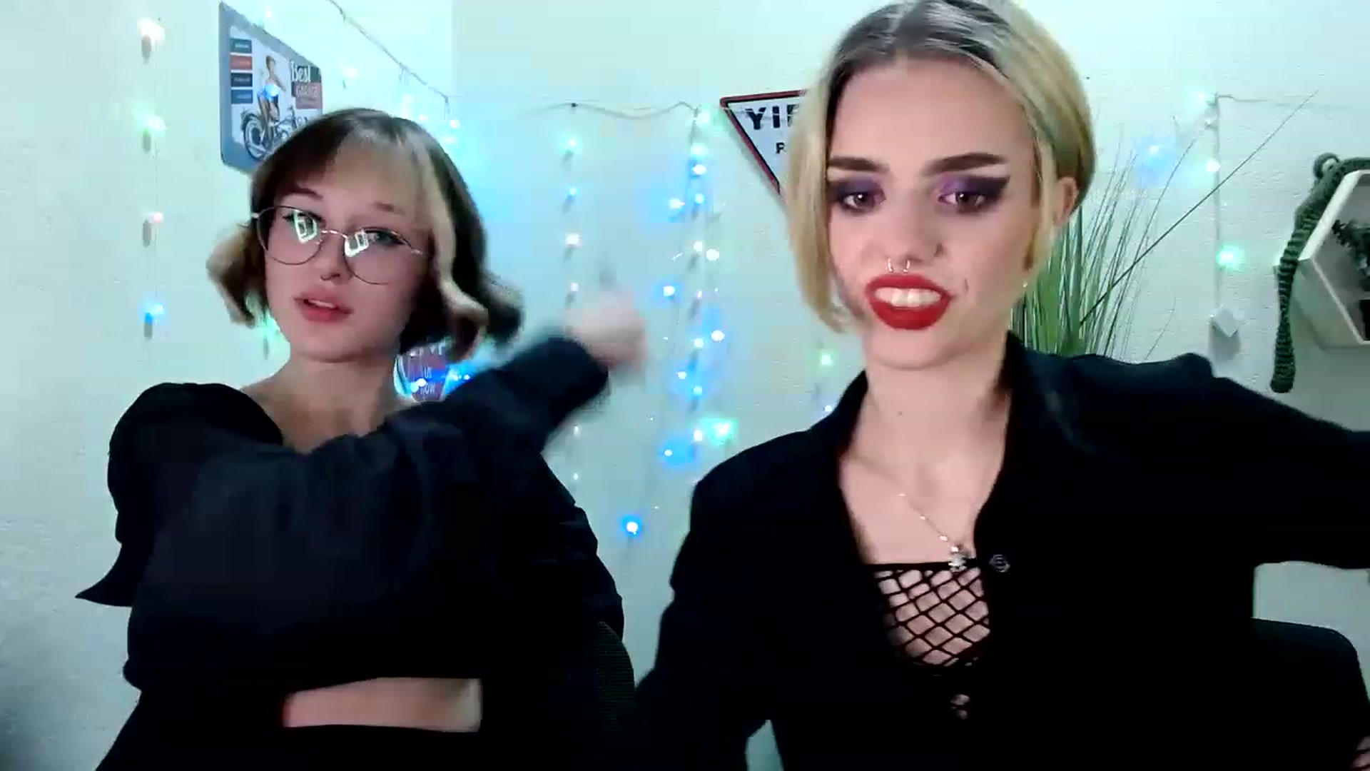 Gallery image thumbnail from Spicy_X's myfreecams stream on, 05/31/2023, 24:52 image 12 of 20