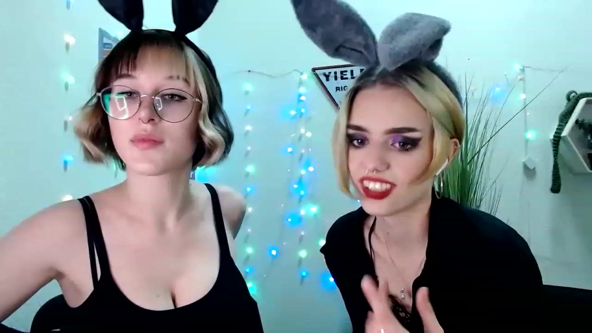 Gallery image thumbnail from Spicy_X's myfreecams stream on, 05/31/2023, 02:11 image 8 of 20