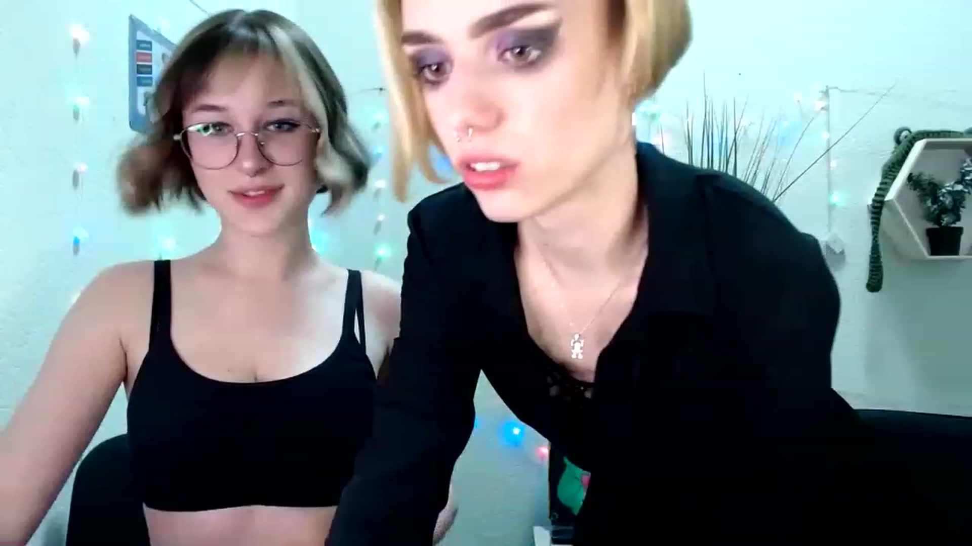 Gallery image thumbnail from Spicy_X's myfreecams stream on, 05/31/2023, 03:29 image 17 of 20