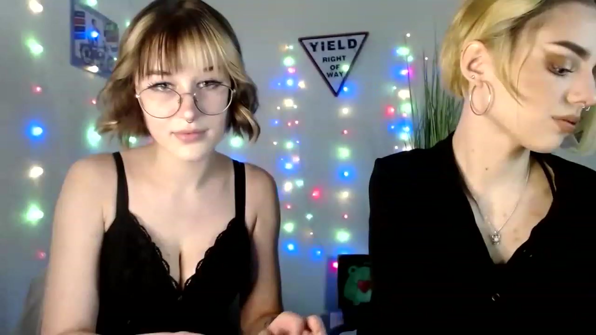Gallery image thumbnail from Spicy_X's myfreecams stream on, 06/05/2023, 13:35 image 5 of 20