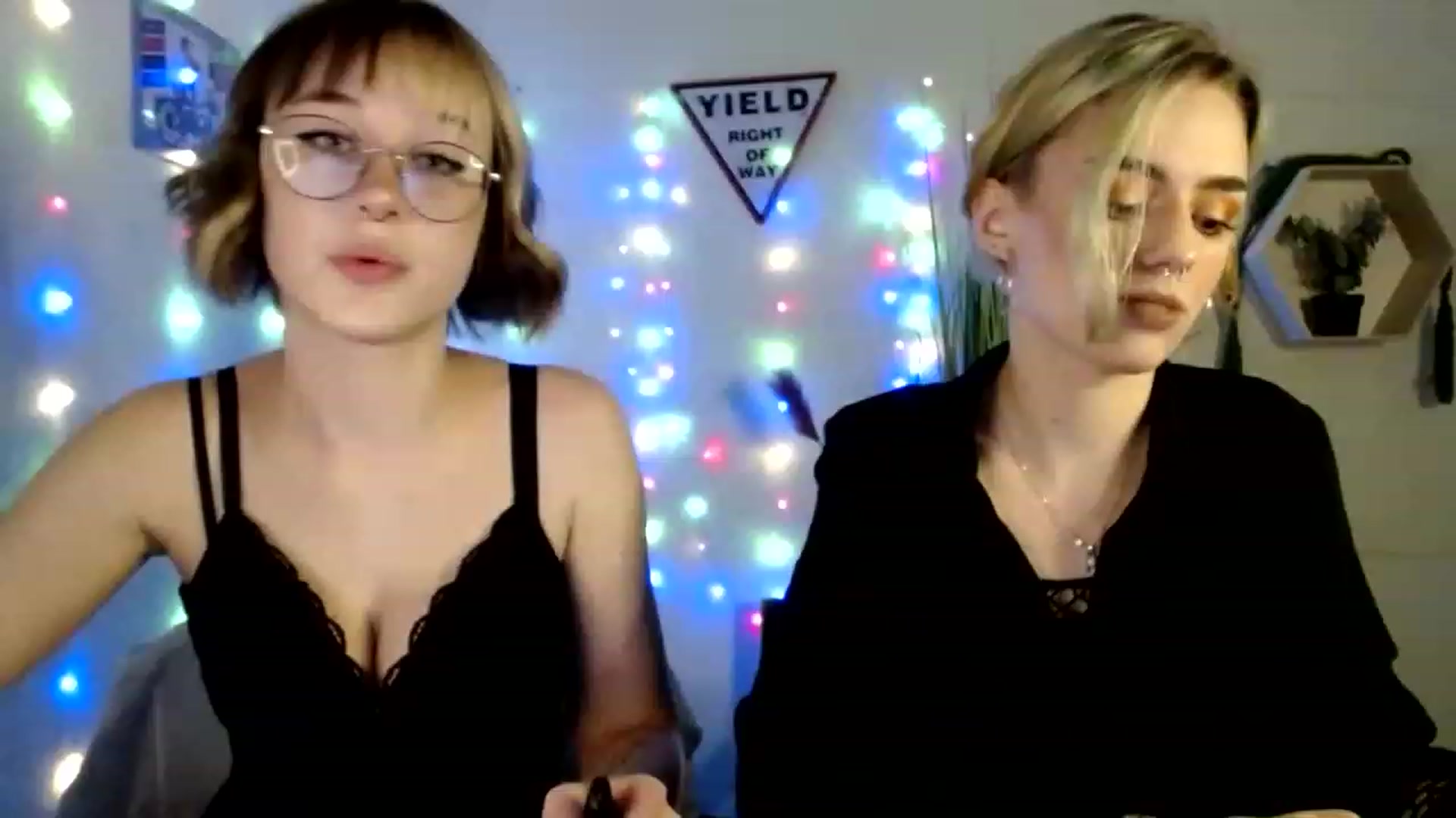 Gallery image thumbnail from Spicy_X's myfreecams stream on, 06/06/2023, 13:52 image 7 of 20