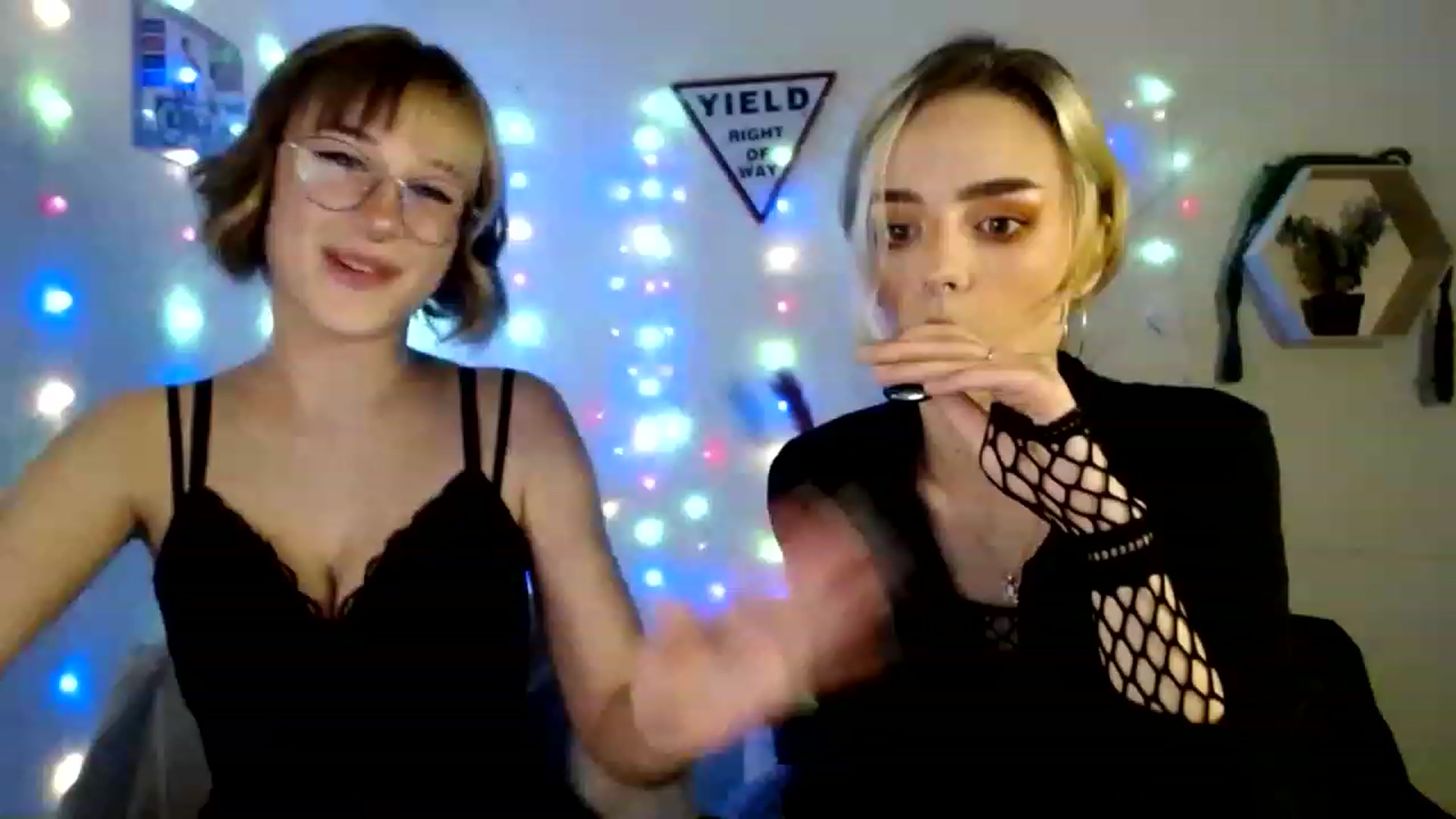 Gallery image thumbnail from Spicy_X's myfreecams stream on, 06/06/2023, 13:52 image 18 of 20