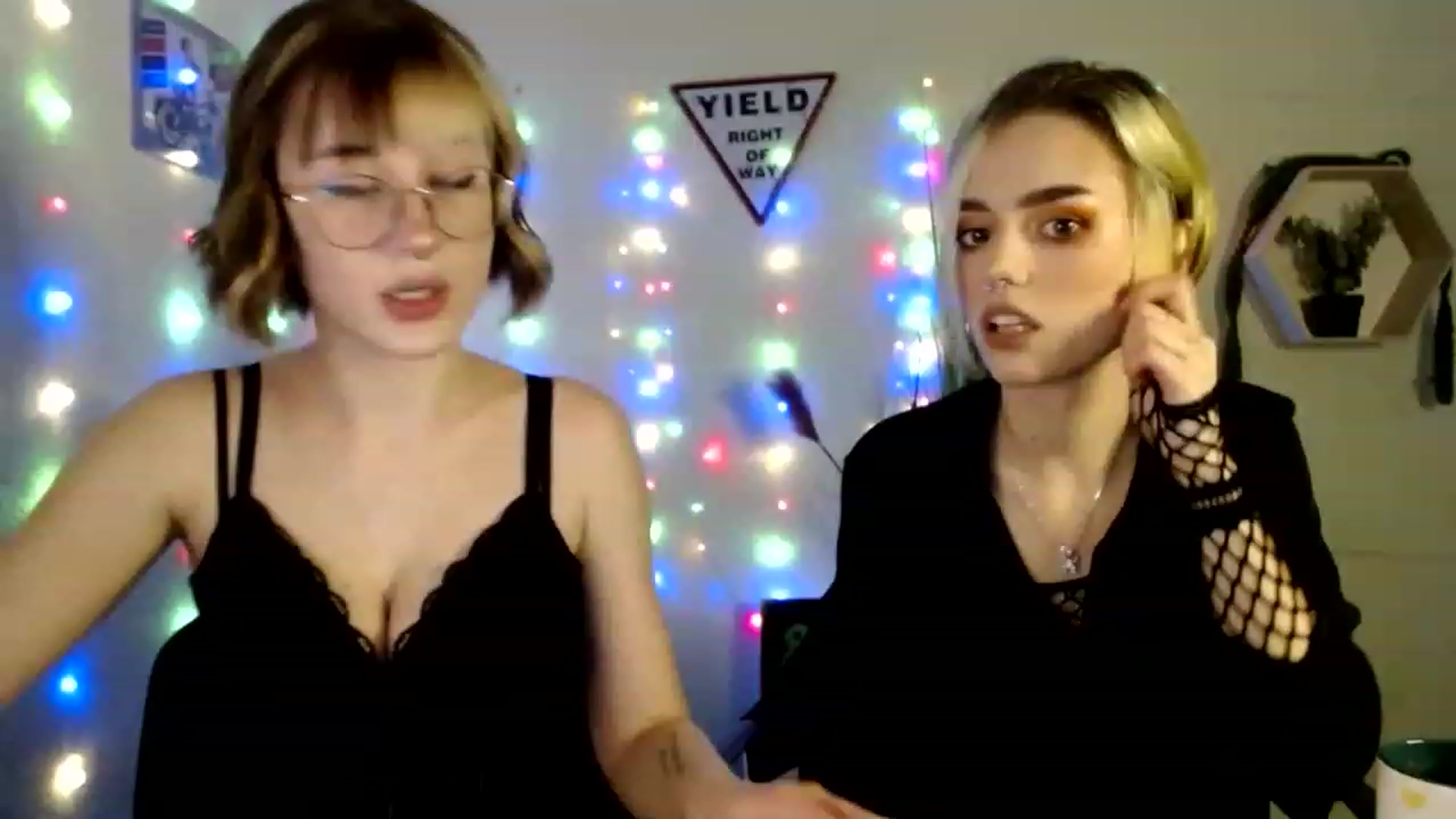 Gallery image thumbnail from Spicy_X's myfreecams stream on, 06/06/2023, 13:52 image 2 of 20