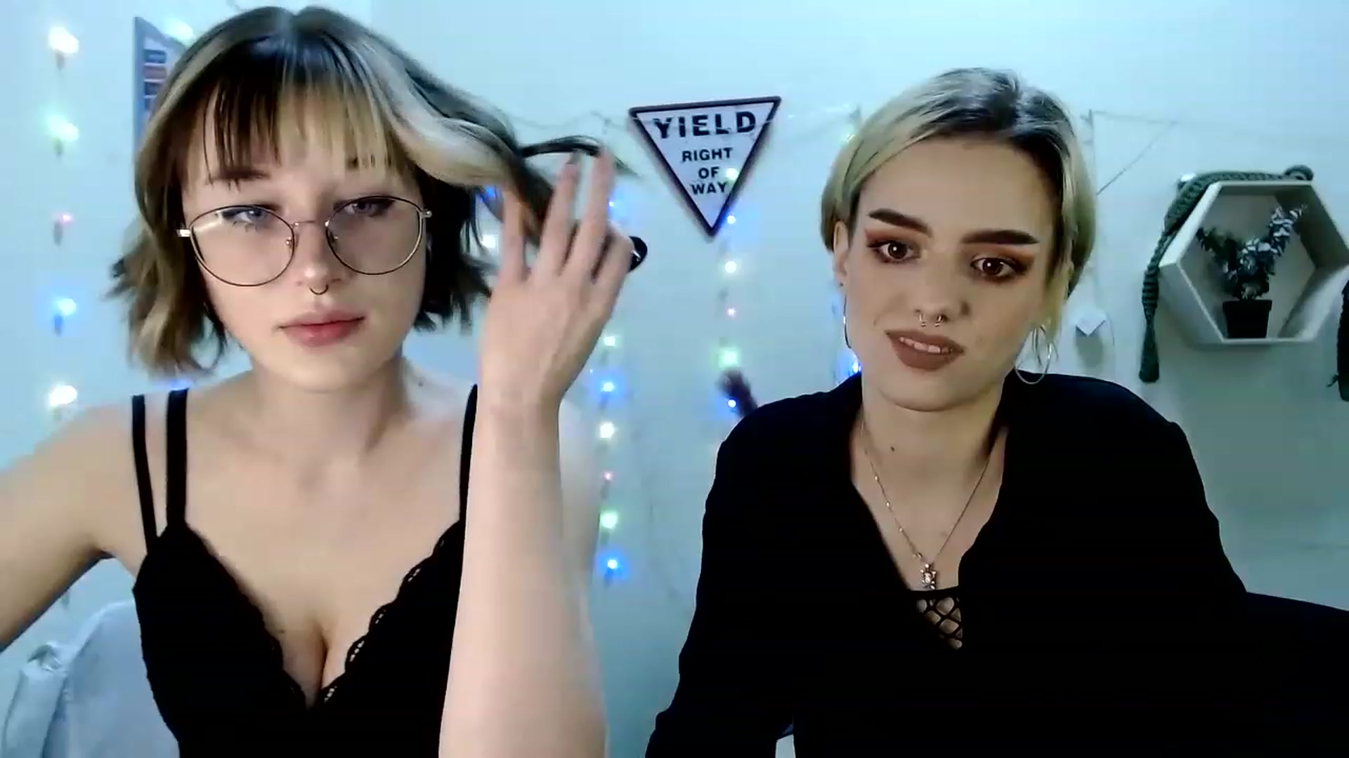 Gallery image thumbnail from Spicy_X's myfreecams stream on, 06/06/2023, 14:55 image 17 of 20