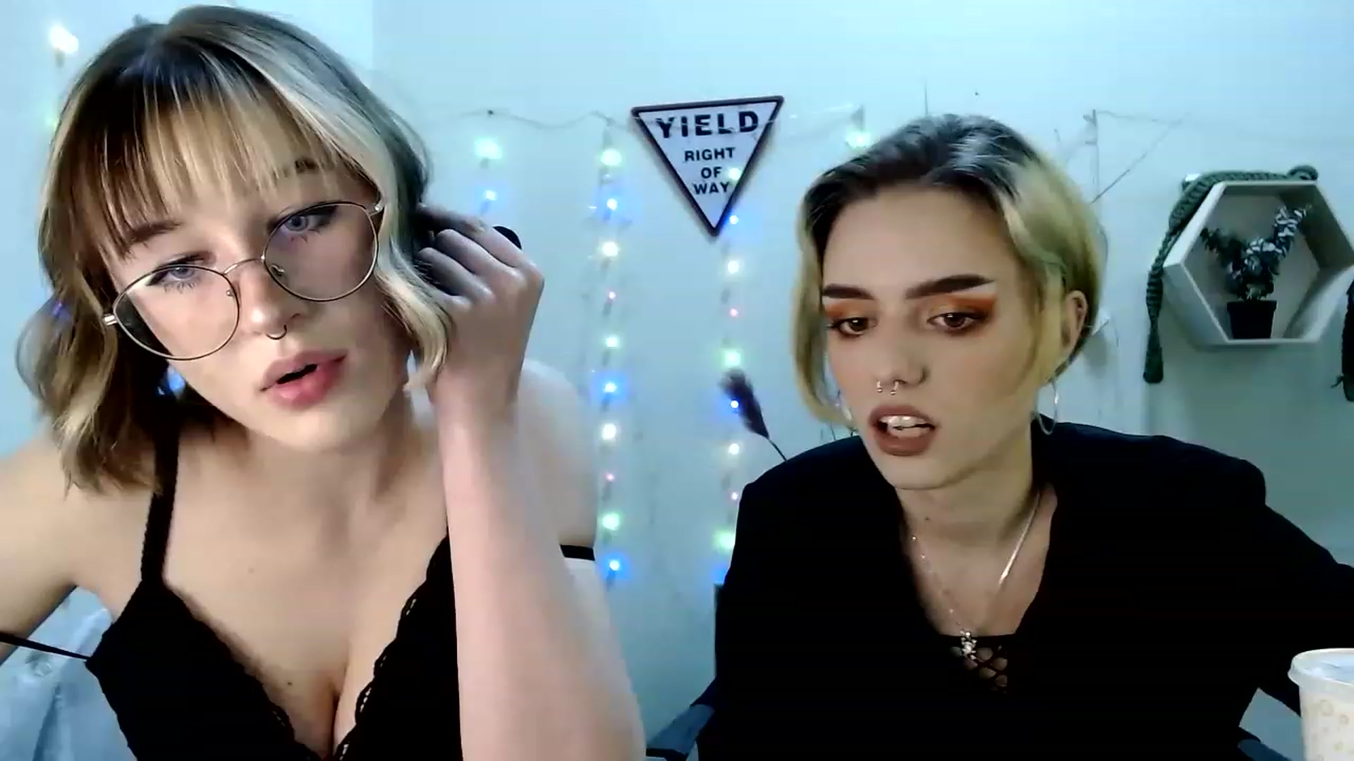 Gallery image thumbnail from Spicy_X's myfreecams stream on, 06/06/2023, 15:59 image 12 of 20