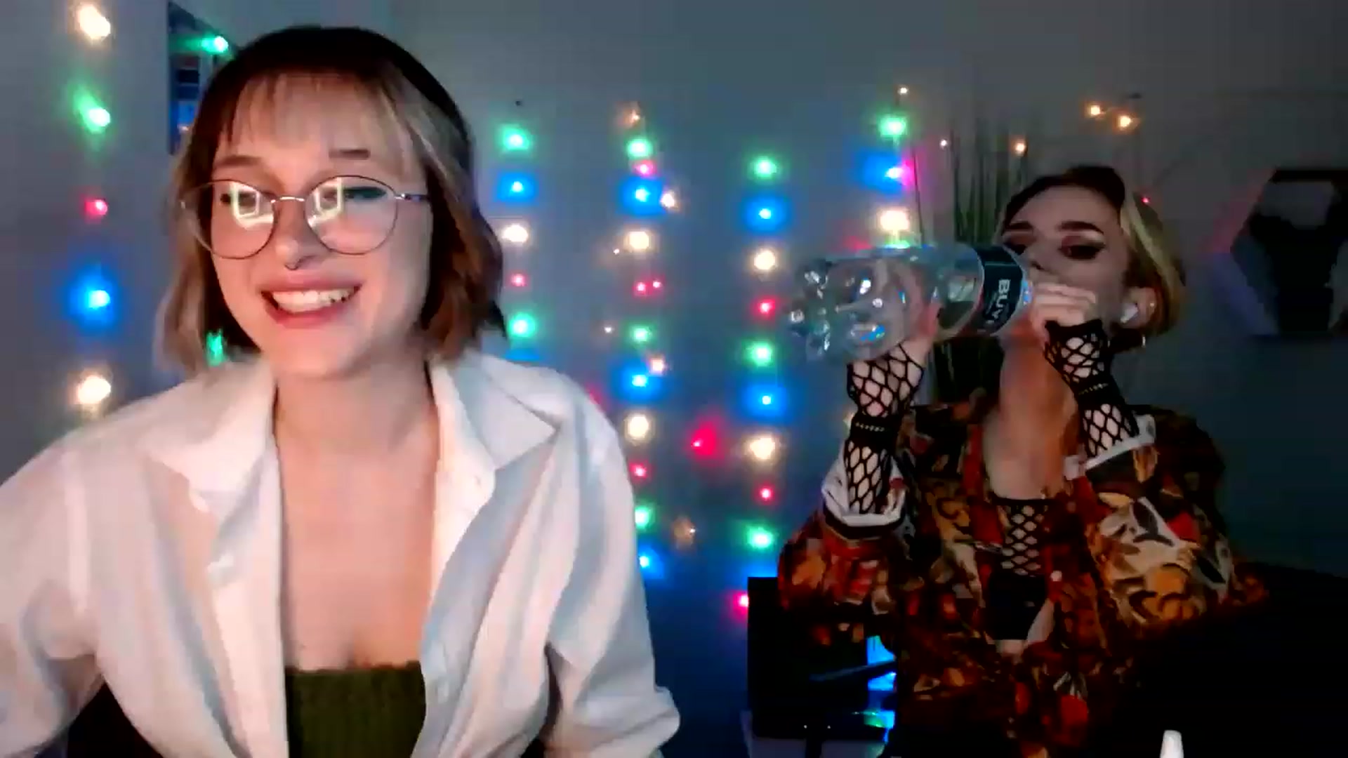 Gallery image thumbnail from Spicy_X's myfreecams stream on, 06/16/2023, 01:38 image 14 of 20
