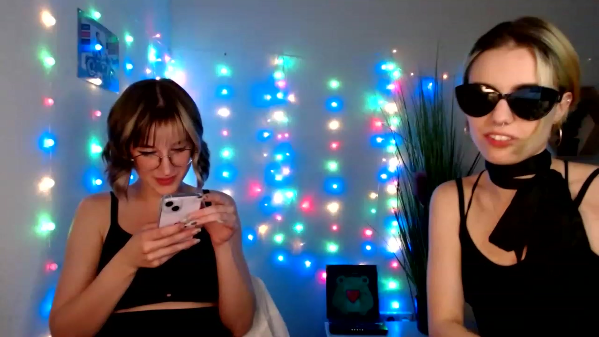 Gallery image thumbnail from Spicy_X's myfreecams stream on, 06/16/2023, 19:47 image 3 of 20