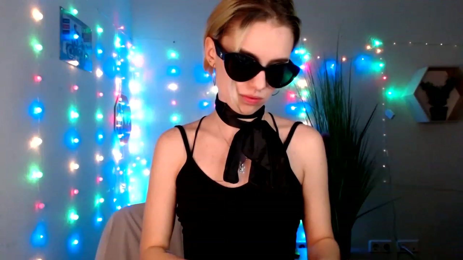 Gallery image thumbnail from Spicy_X's myfreecams stream on, 06/16/2023, 19:47 image 20 of 20
