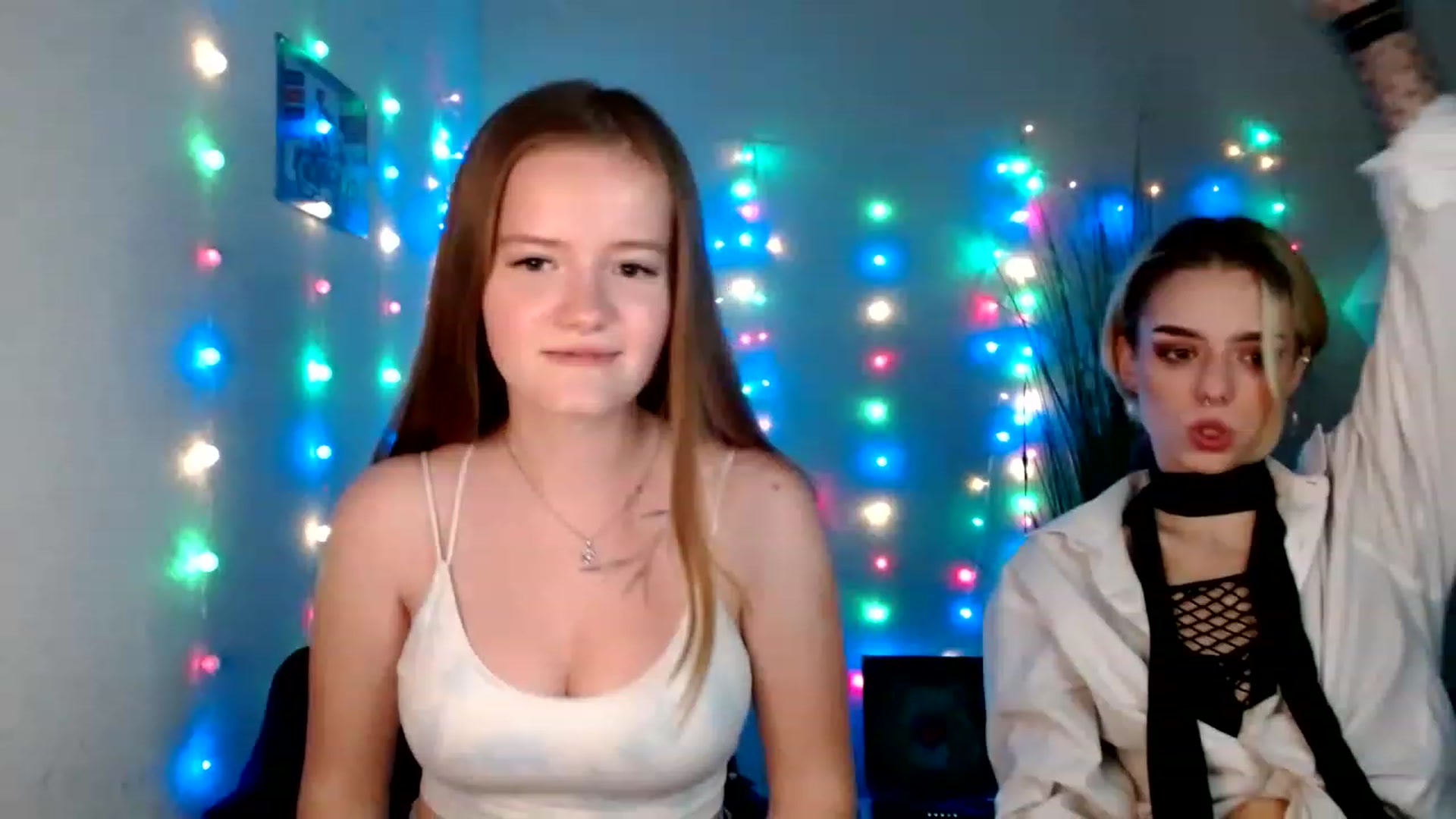 Gallery image thumbnail from Spicy_X's myfreecams stream on, 06/17/2023, 15:52 image 17 of 20
