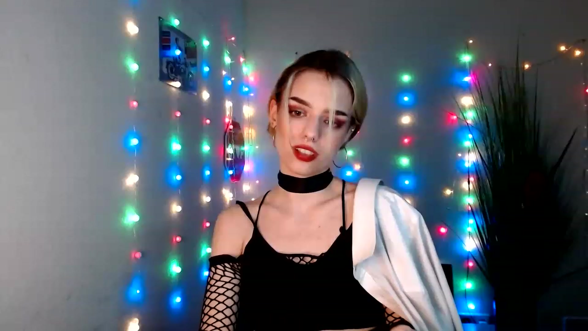 Gallery image thumbnail from Spicy_X's myfreecams stream on, 06/17/2023, 18:17 image 2 of 20