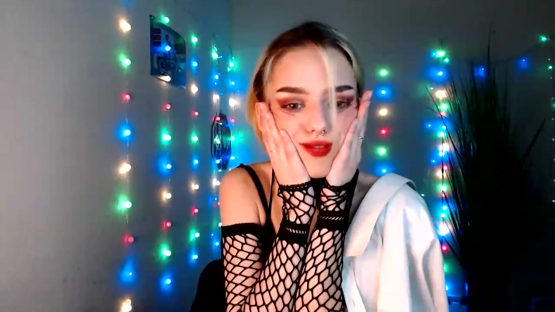 Gallery image thumbnail from Spicy_X's myfreecams stream on, 06/17/2023, 18:17 image 17 of 20