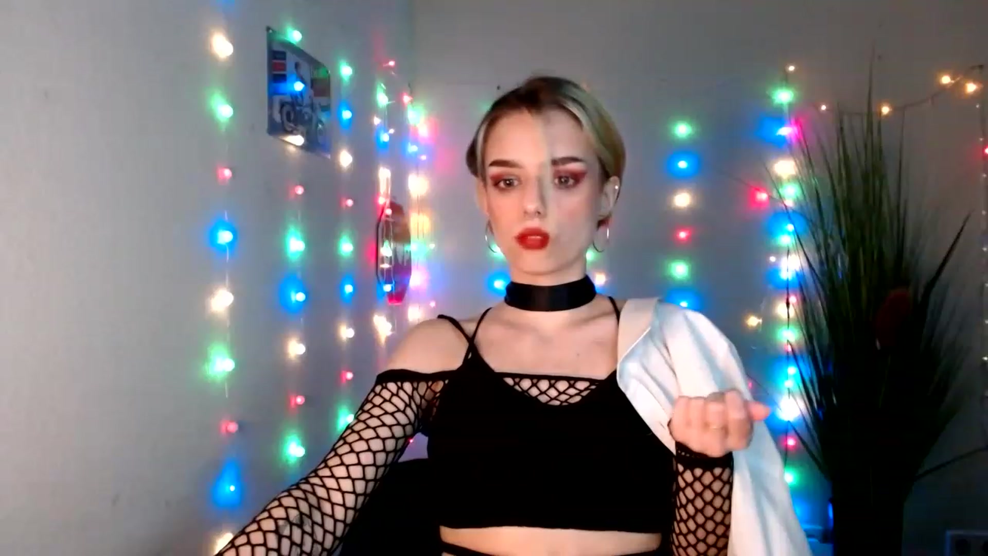 Gallery image thumbnail from Spicy_X's myfreecams stream on, 06/17/2023, 18:17 image 18 of 20