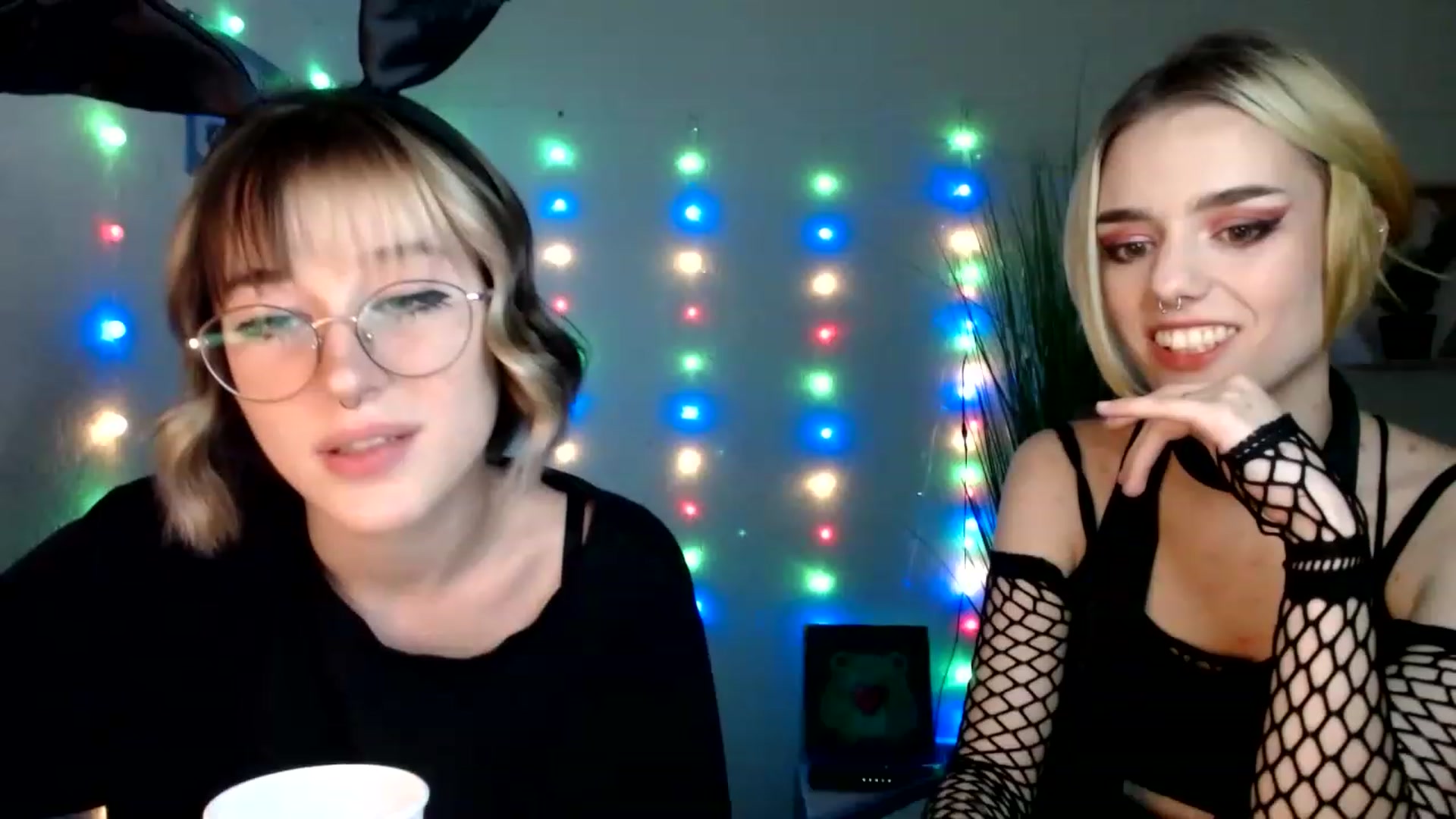 Gallery image thumbnail from Spicy_X's myfreecams stream on, 06/18/2023, 16:15 image 13 of 20