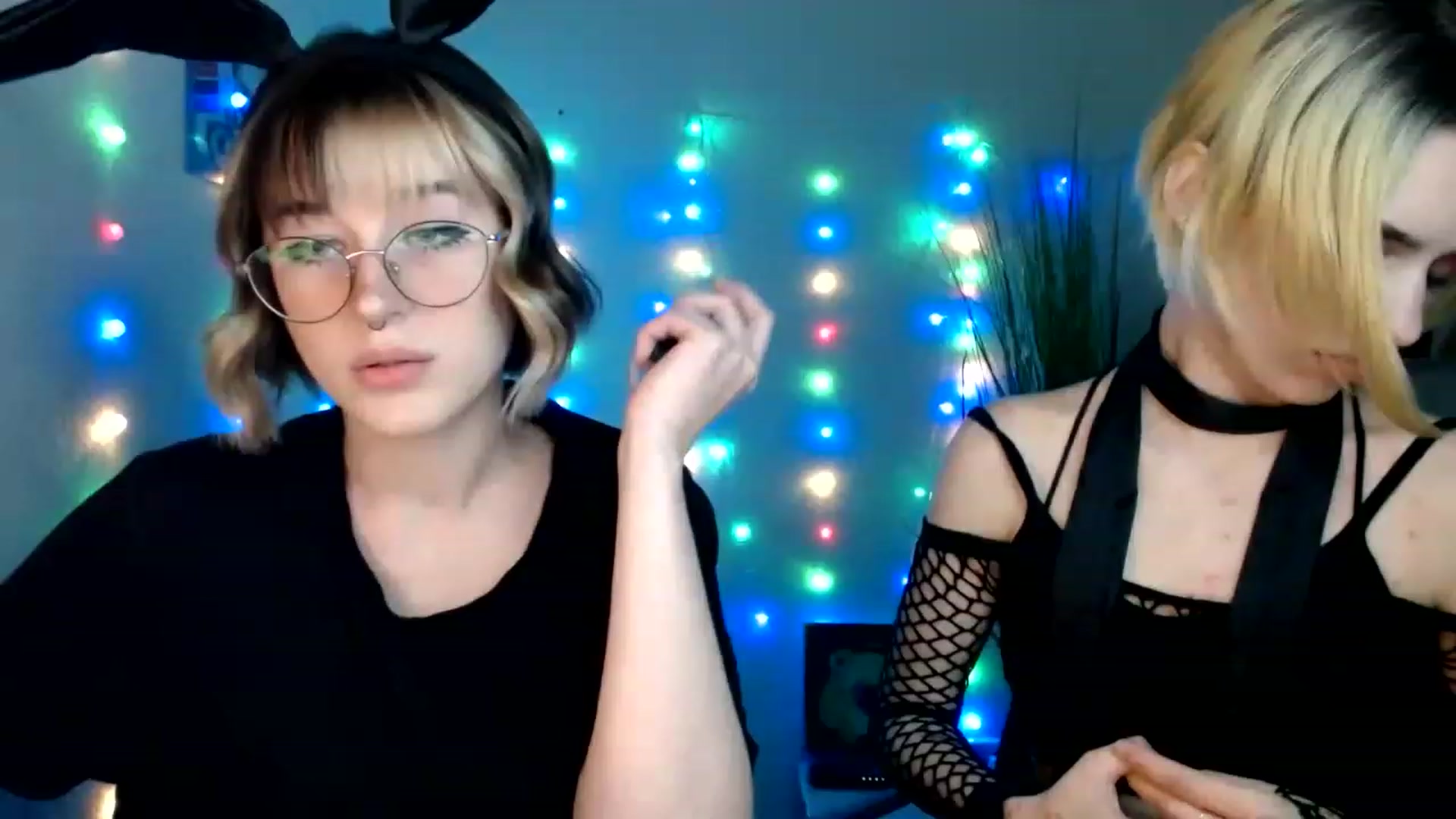 Gallery image thumbnail from Spicy_X's myfreecams stream on, 06/18/2023, 16:15 image 17 of 20