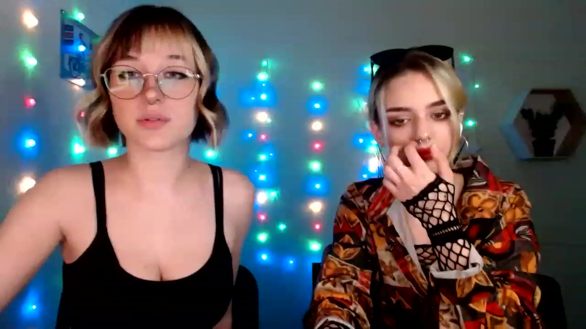 Gallery image thumbnail from Spicy_X's myfreecams stream on, 06/22/2023, 13:49 image 10 of 20
