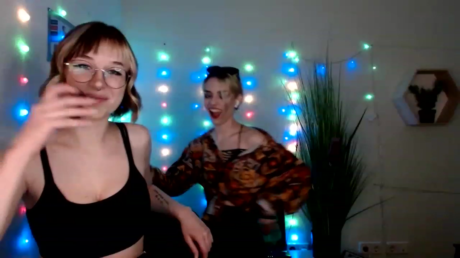 Gallery image thumbnail from Spicy_X's myfreecams stream on, 06/22/2023, 13:49 image 8 of 20