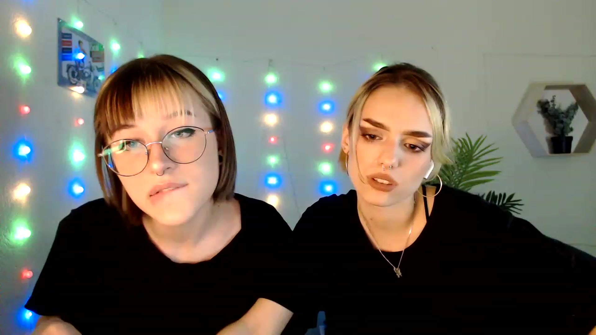 Gallery image thumbnail from Spicy_X's myfreecams stream on, 06/26/2023, 24:53 image 17 of 20
