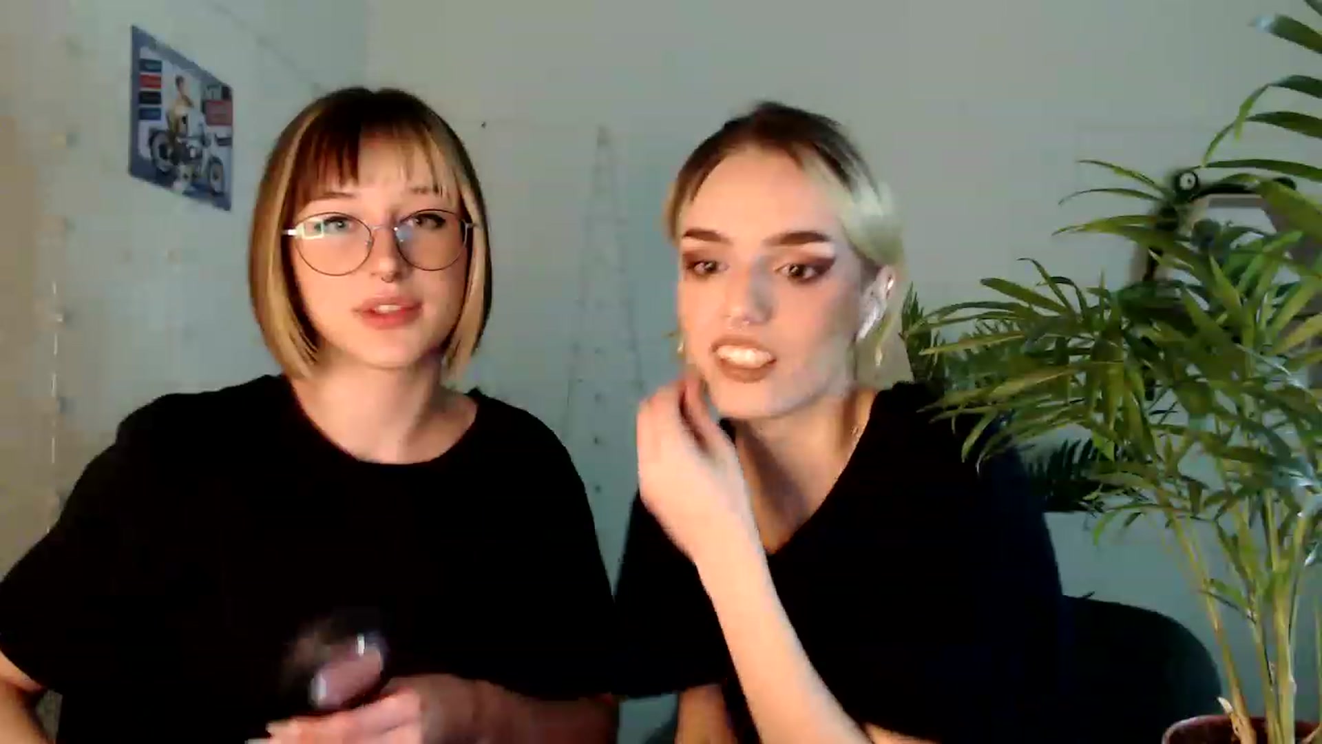 Gallery image thumbnail from Spicy_X's myfreecams stream on, 06/26/2023, 24:53 image 6 of 20