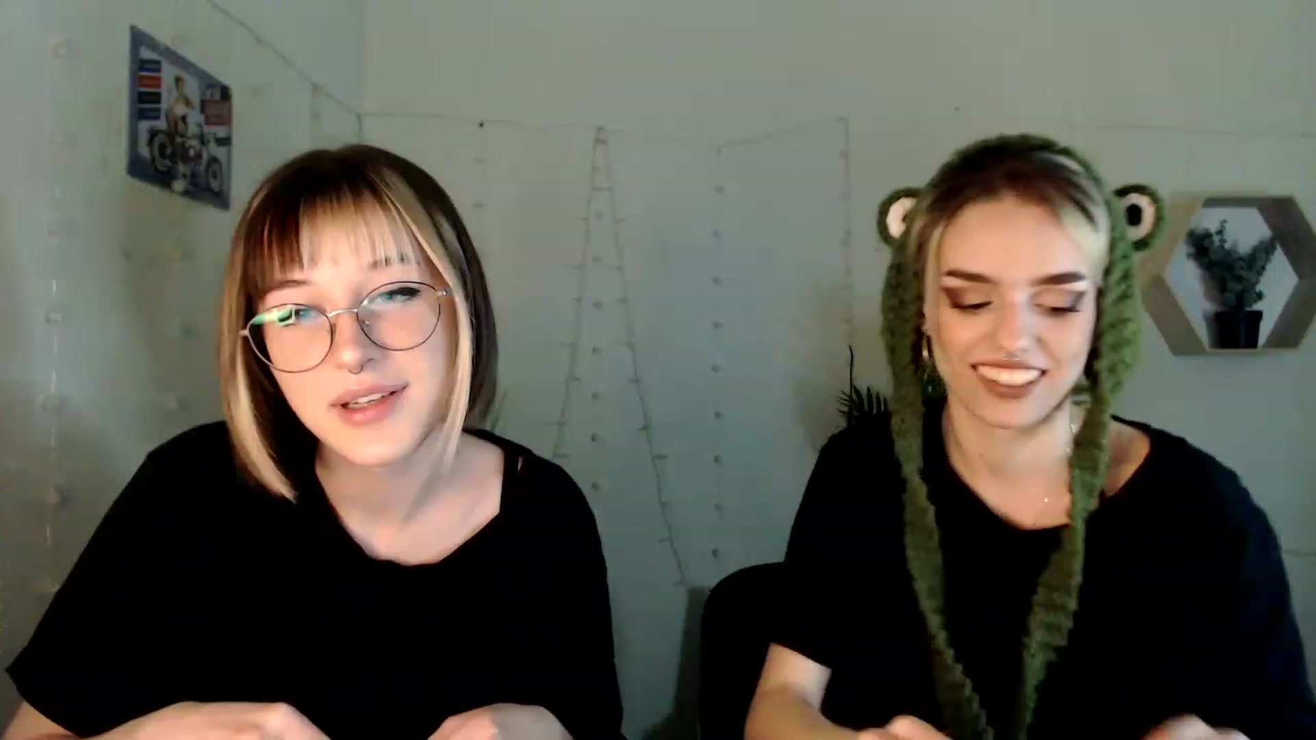 Gallery image thumbnail from Spicy_X's myfreecams stream on, 06/26/2023, 24:53 image 9 of 20
