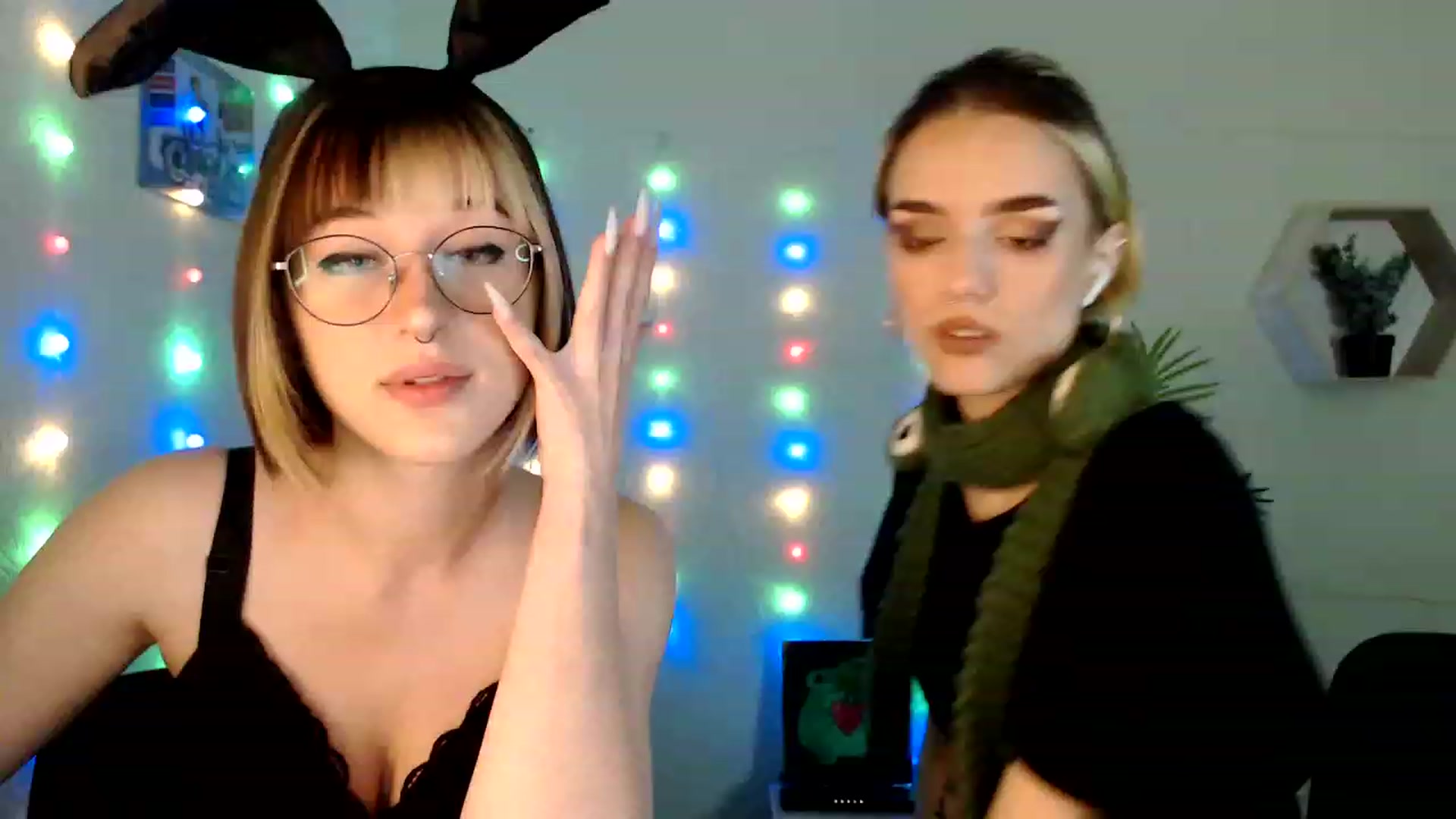 Gallery image thumbnail from Spicy_X's myfreecams stream on, 06/26/2023, 03:01 image 12 of 20