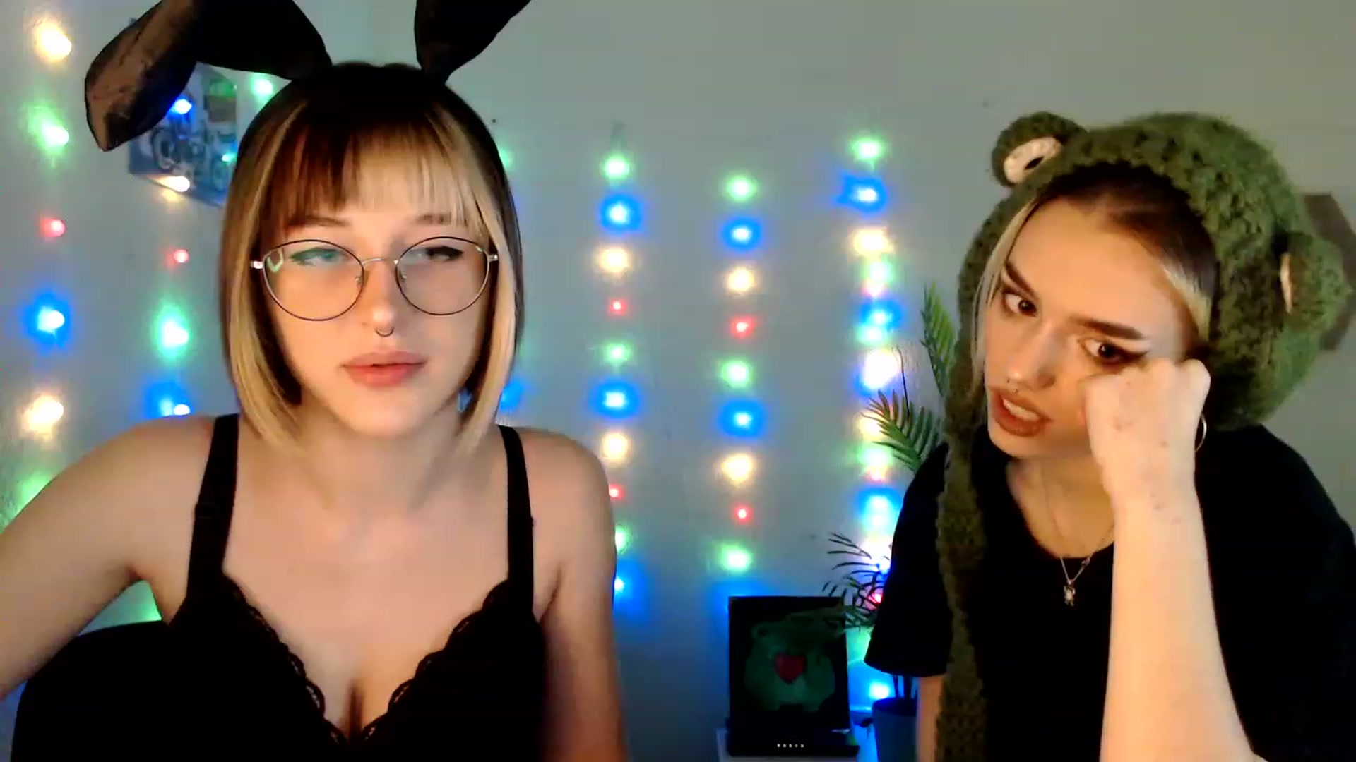 Gallery image thumbnail from Spicy_X's myfreecams stream on, 06/26/2023, 03:01 image 17 of 20