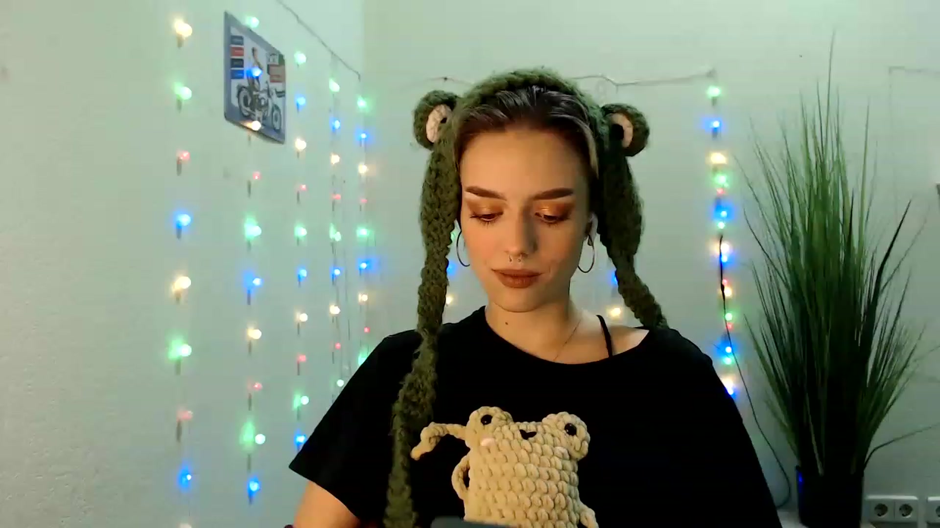 Gallery image thumbnail from Spicy_X's myfreecams stream on, 06/28/2023, 15:38 image 13 of 20