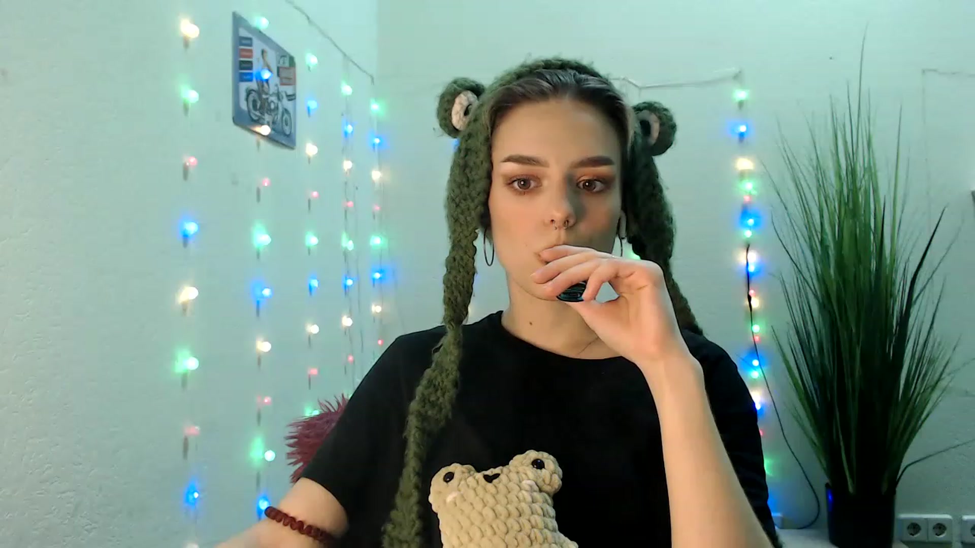 Gallery image thumbnail from Spicy_X's myfreecams stream on, 06/28/2023, 15:38 image 4 of 20