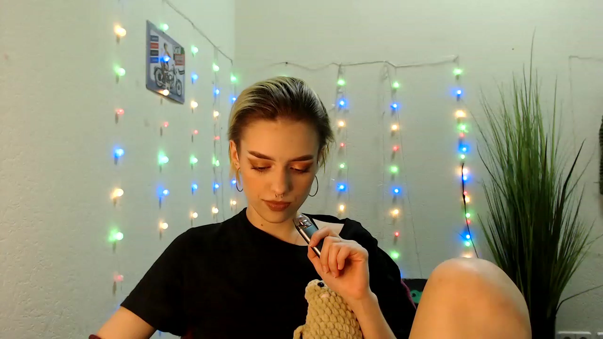 Gallery image thumbnail from Spicy_X's myfreecams stream on, 06/28/2023, 16:01 image 14 of 20