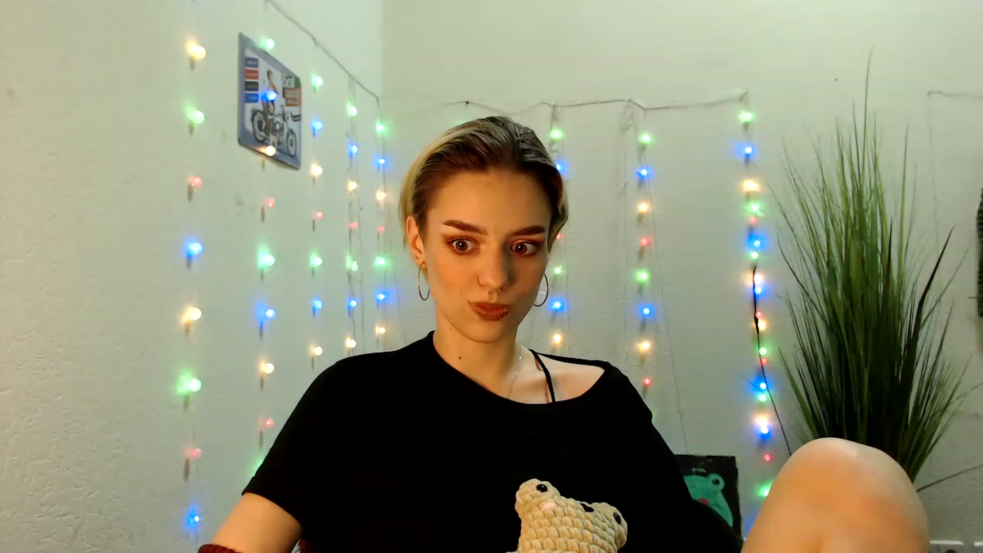 Gallery image thumbnail from Spicy_X's myfreecams stream on, 06/28/2023, 16:01 image 1 of 20