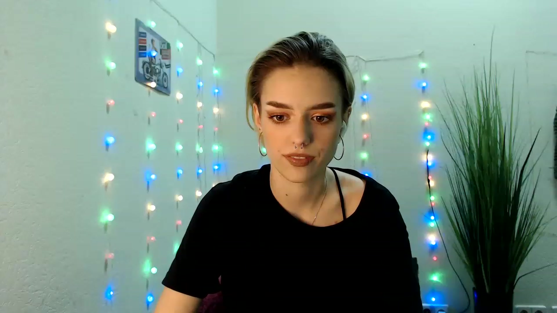 Gallery image thumbnail from Spicy_X's myfreecams stream on, 06/28/2023, 16:01 image 19 of 20