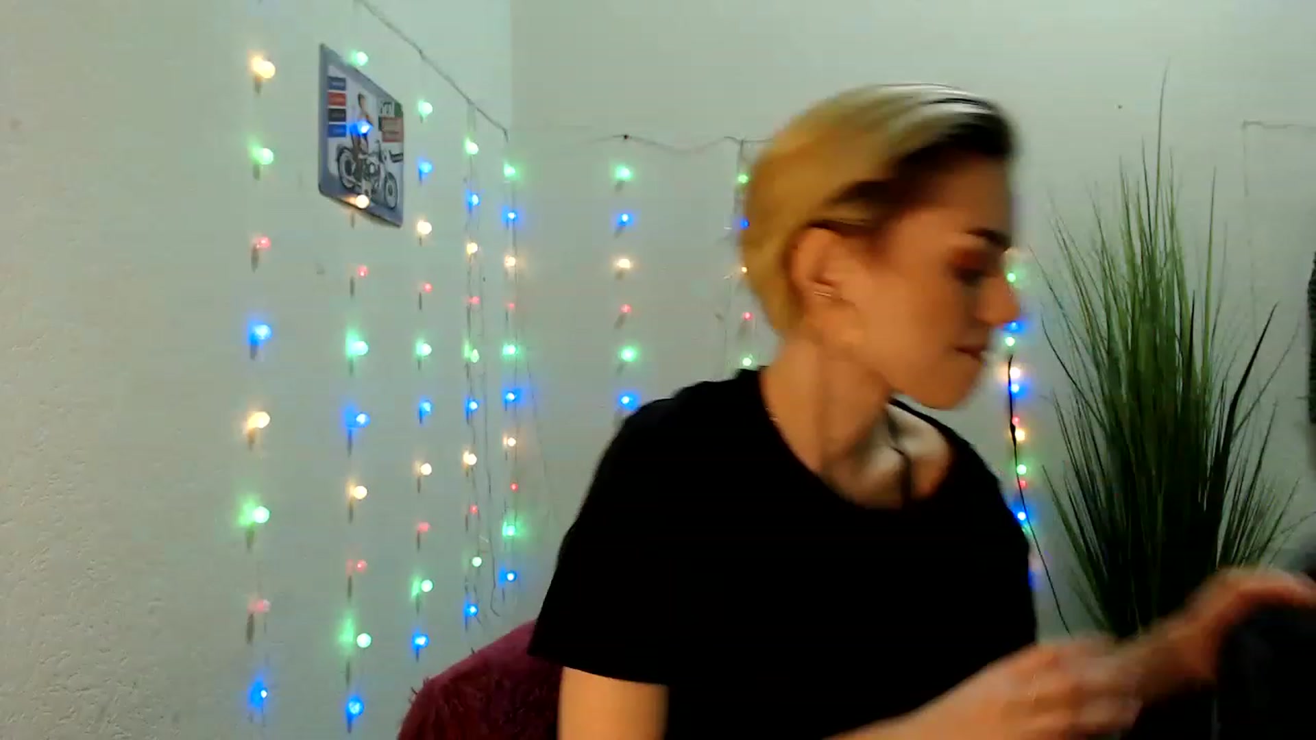 Gallery image thumbnail from Spicy_X's myfreecams stream on, 06/28/2023, 16:01 image 17 of 20