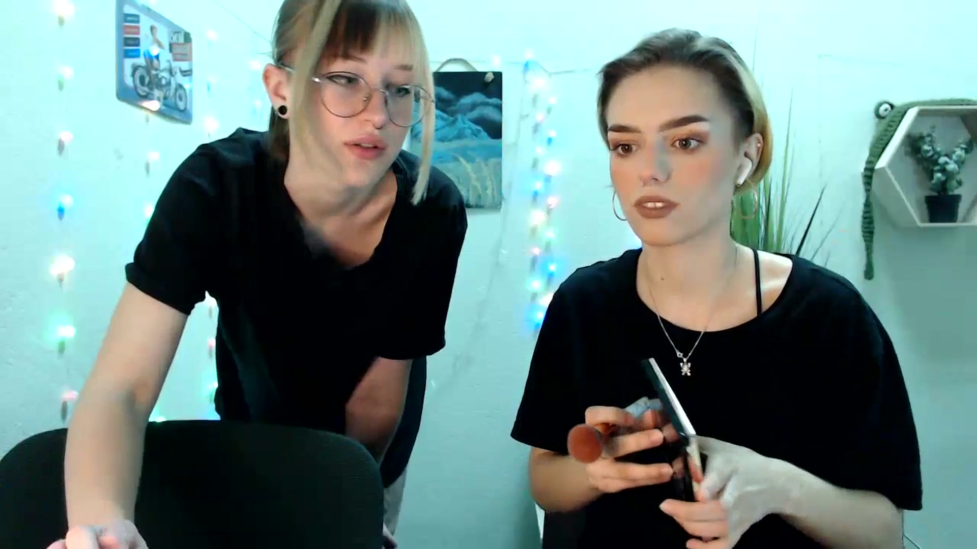 Gallery image thumbnail from Spicy_X's myfreecams stream on, 06/29/2023, 16:41 image 12 of 20